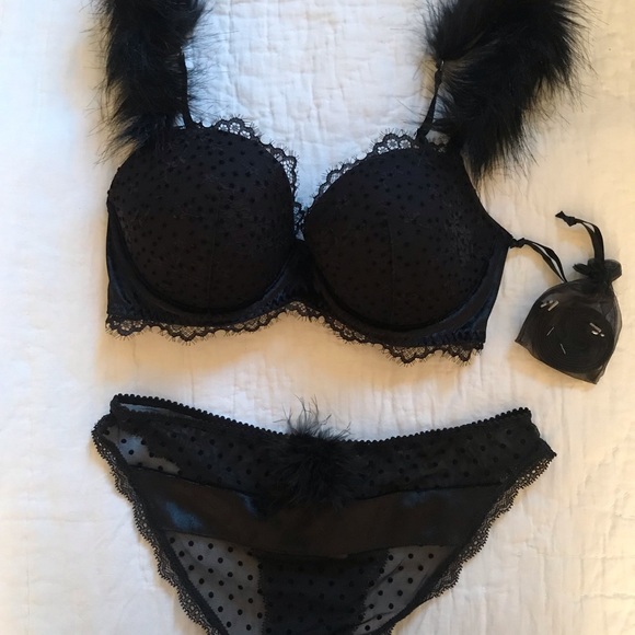 Victoria's Secret Other - 🍀NWOT VS set